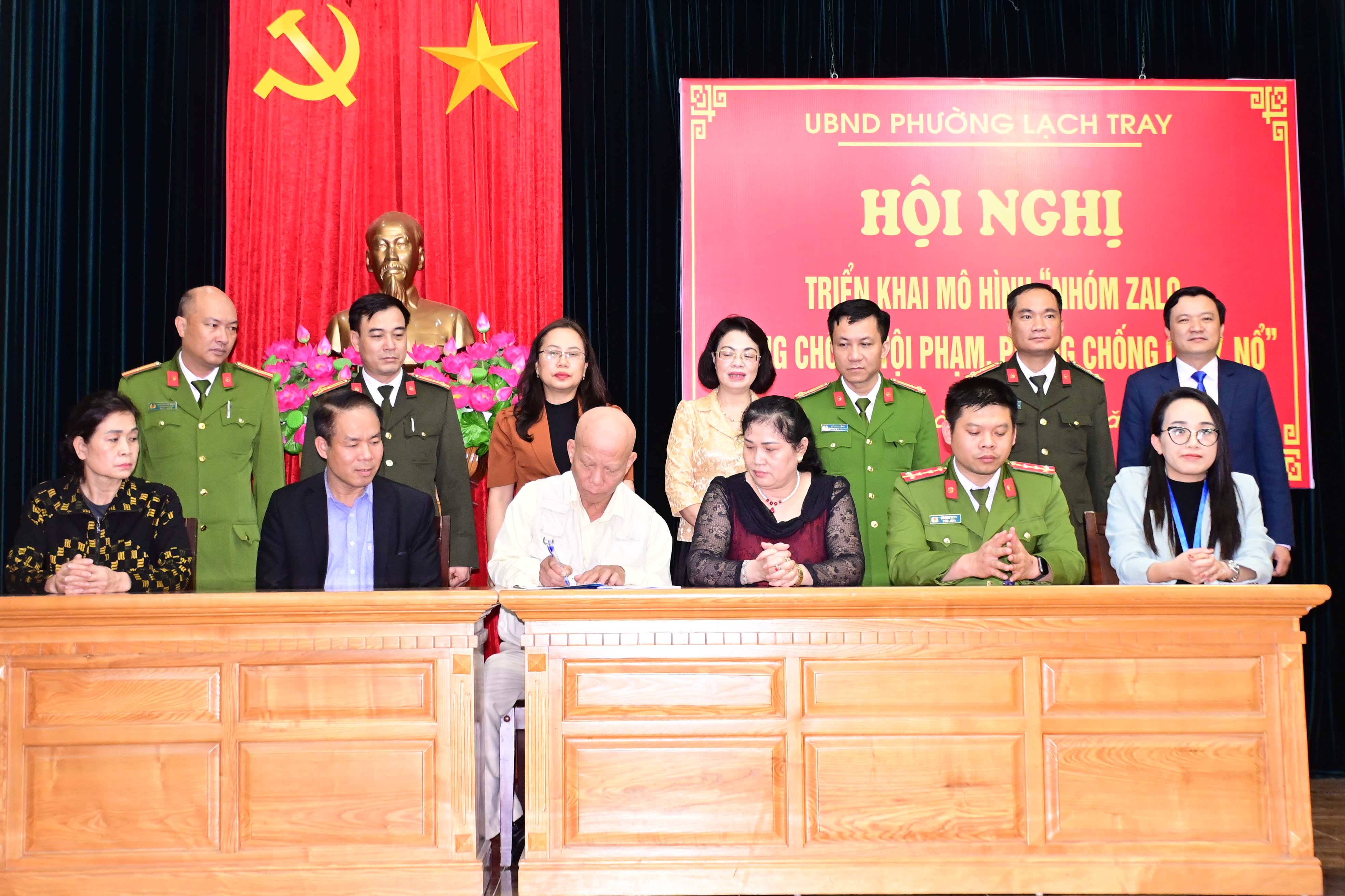 Ứng dụng mạng xã hội vào phòng, chống tội phạm tại địa bàn cơ sở